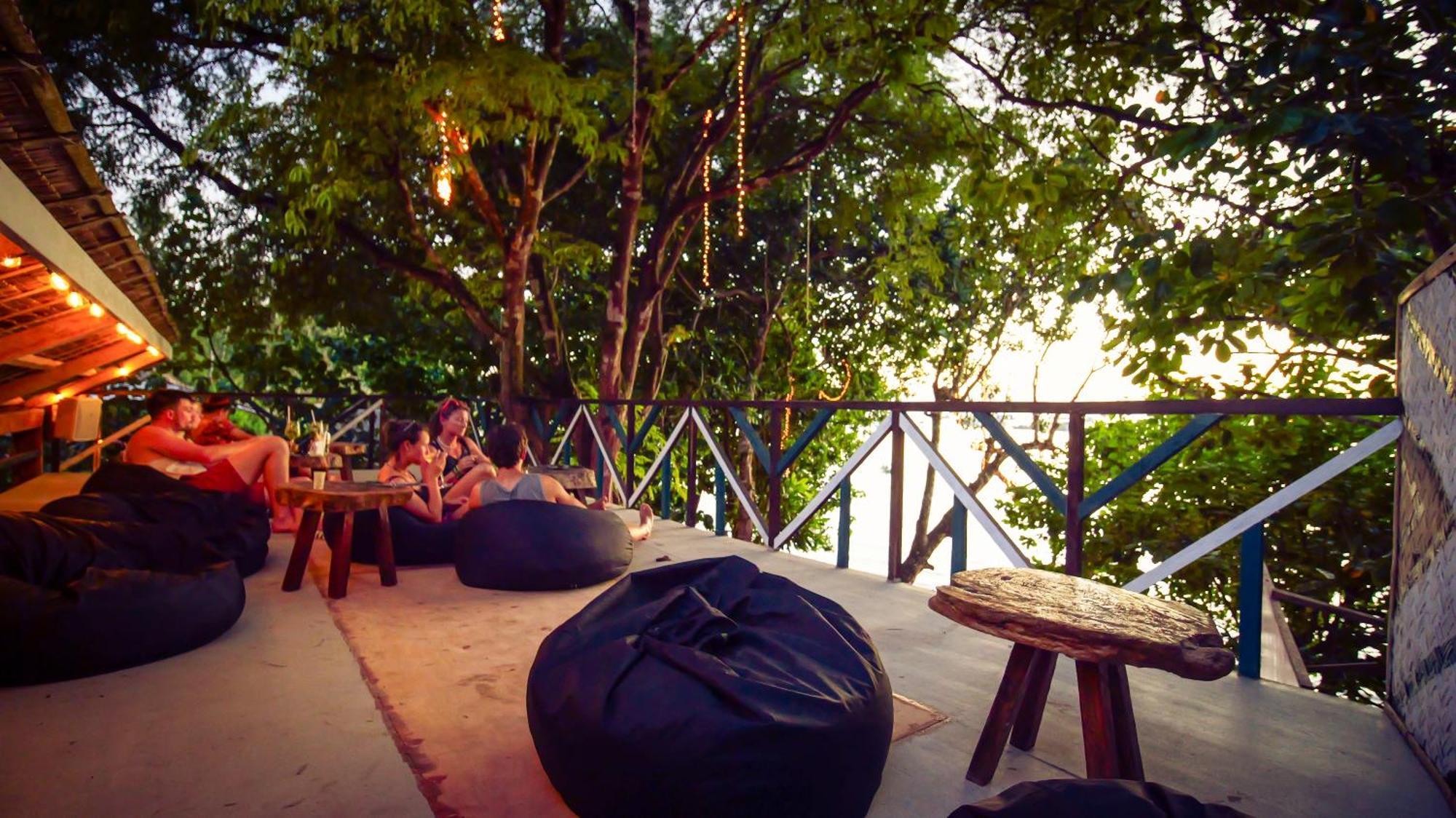 Sip Sunset Hostel And Lounge El Nido Exterior foto