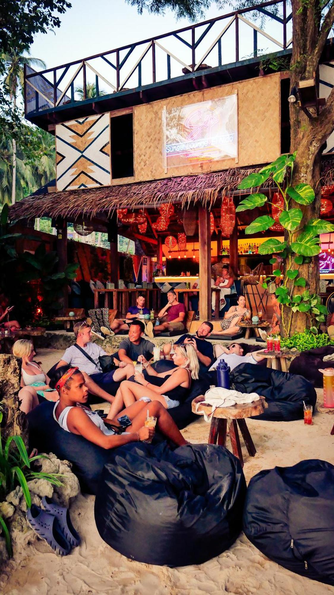 Sip Sunset Hostel And Lounge El Nido Exterior foto